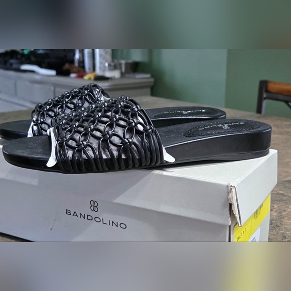 Bandolino Women's Melly Sandal #949 - Picture 6 of 10